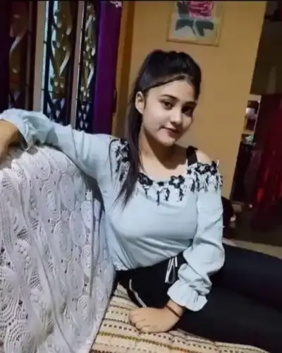 Escorts Service In Khuldabad